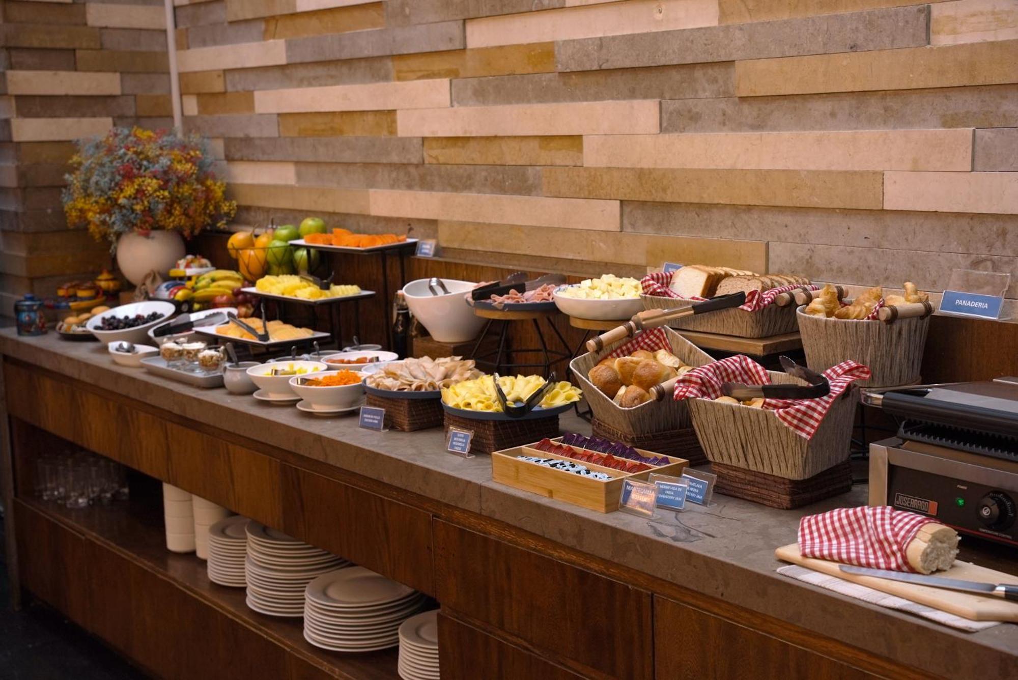 Holiday Inn Express Bogota - Parque La 93 By Ihg Εξωτερικό φωτογραφία
