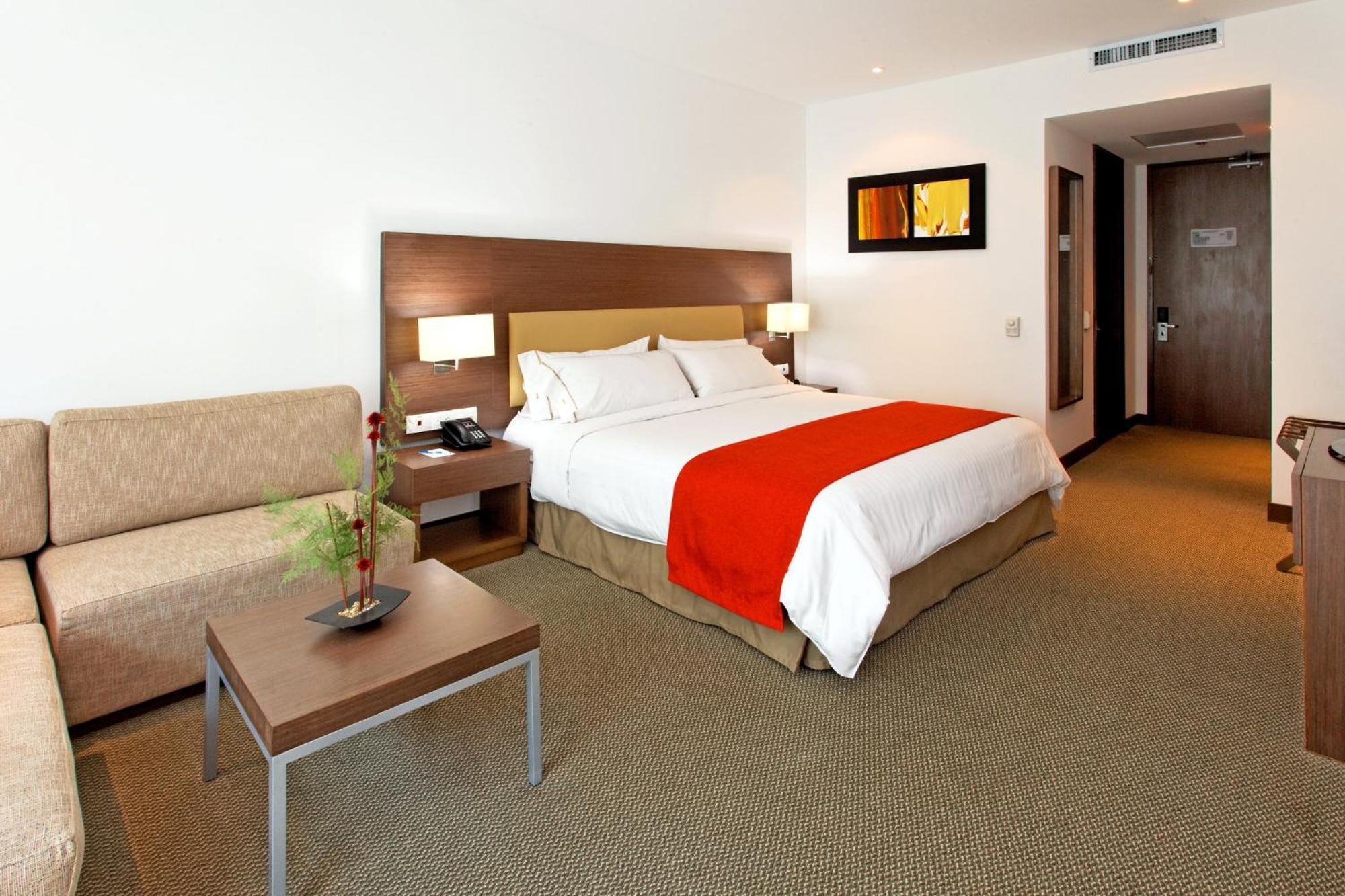 Holiday Inn Express Bogota - Parque La 93 By Ihg Εξωτερικό φωτογραφία